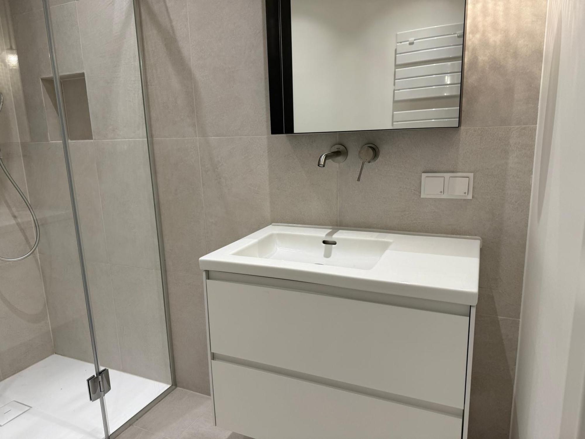 Cosy Renovated In Mariahilf Apartment