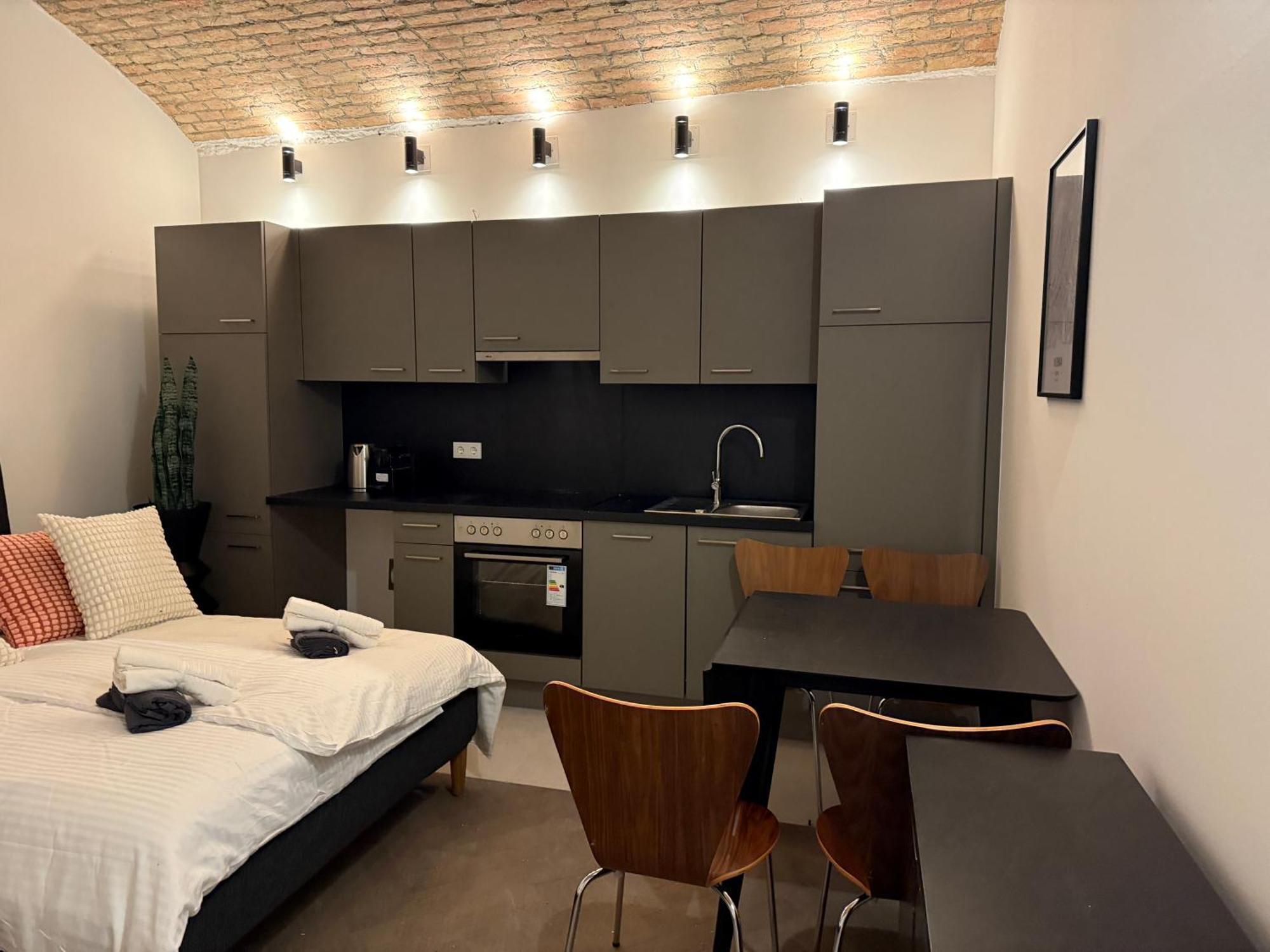 Apartment Cosy Renovated In Mariahilf